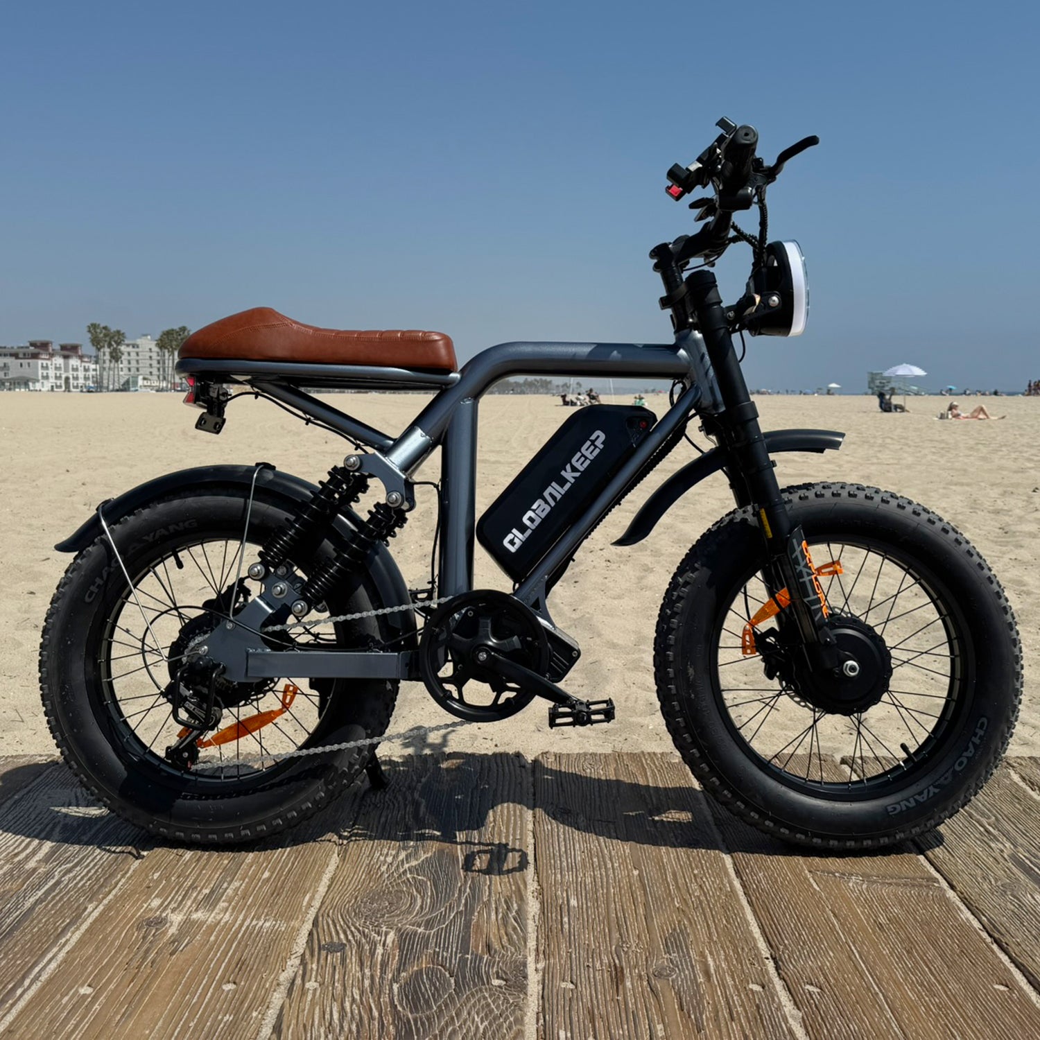 Globalkeep MG Pro Moped-Style Electric Bike