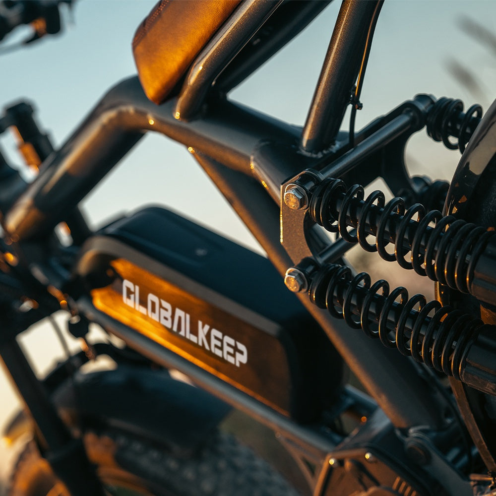 Globalkeep MG Pro Moped-Style Electric Bike